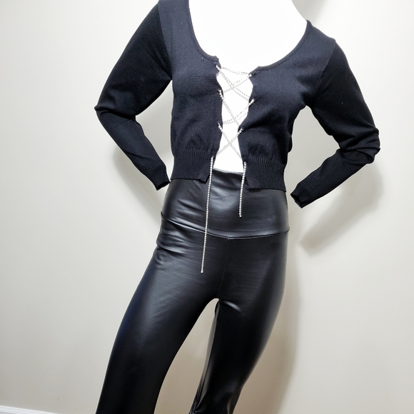 Tops - Picture 4 of 4